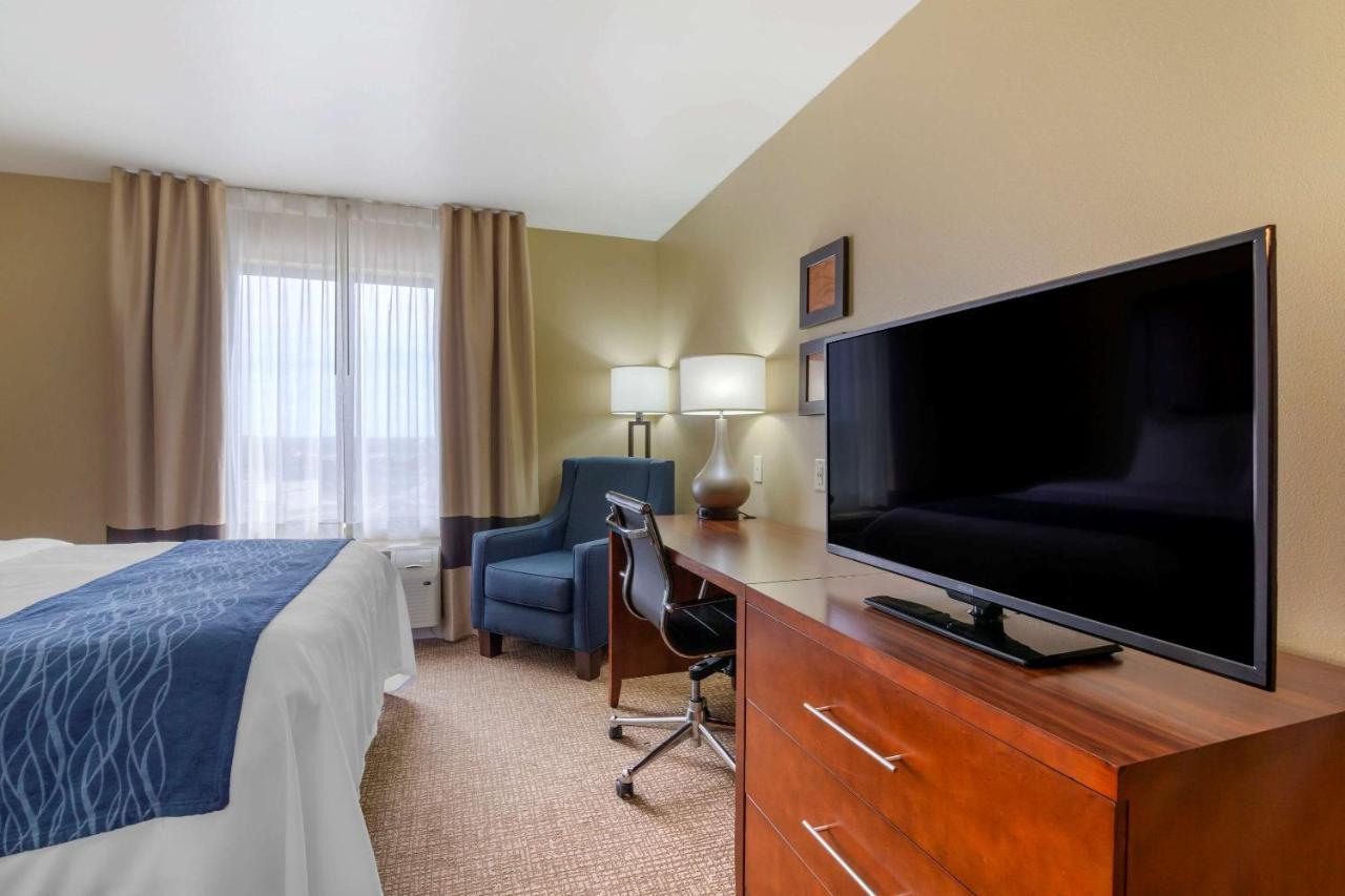 Comfort Inn & Suites Mandan - Bismarck Exteriör bild