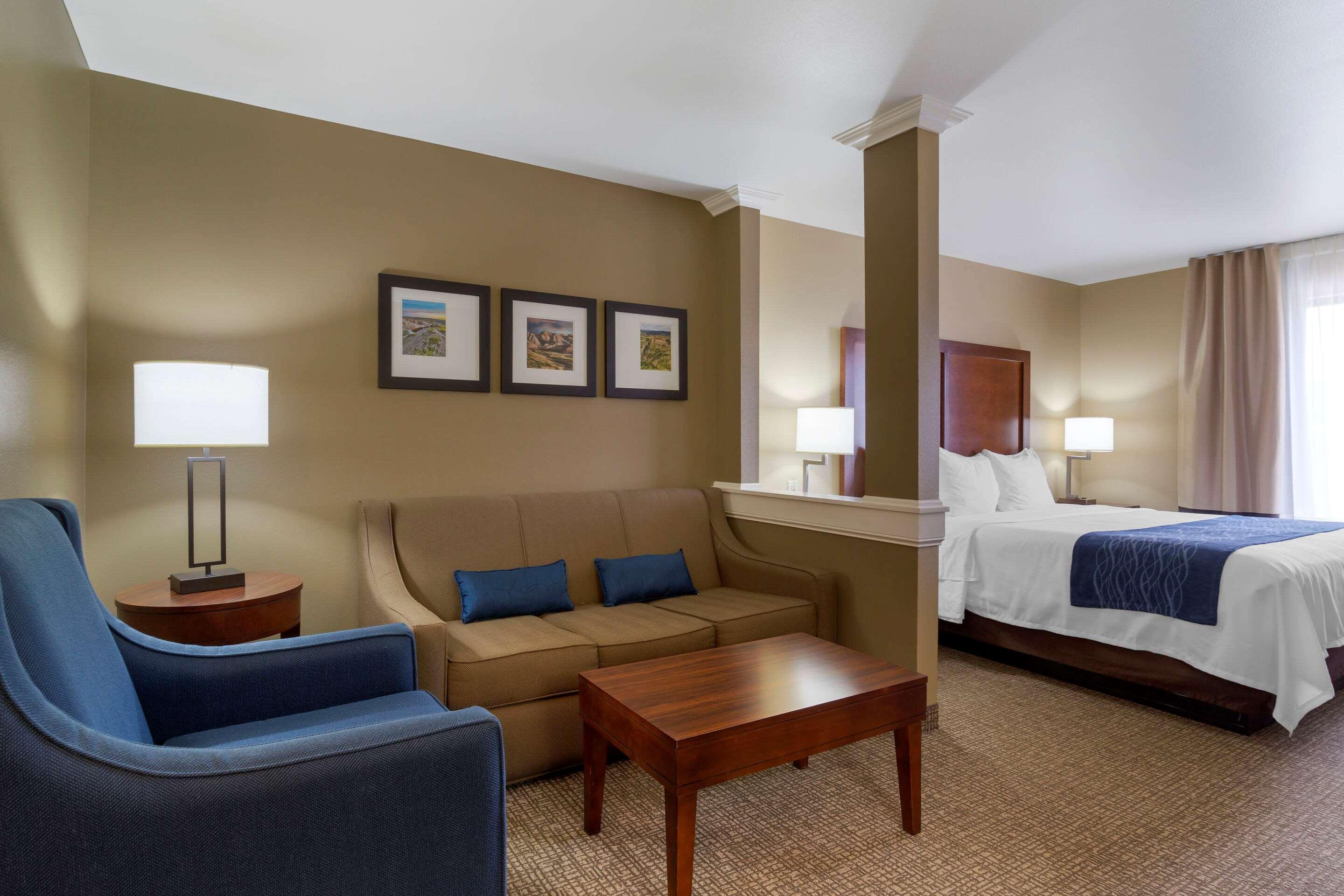 Comfort Inn & Suites Mandan - Bismarck Exteriör bild