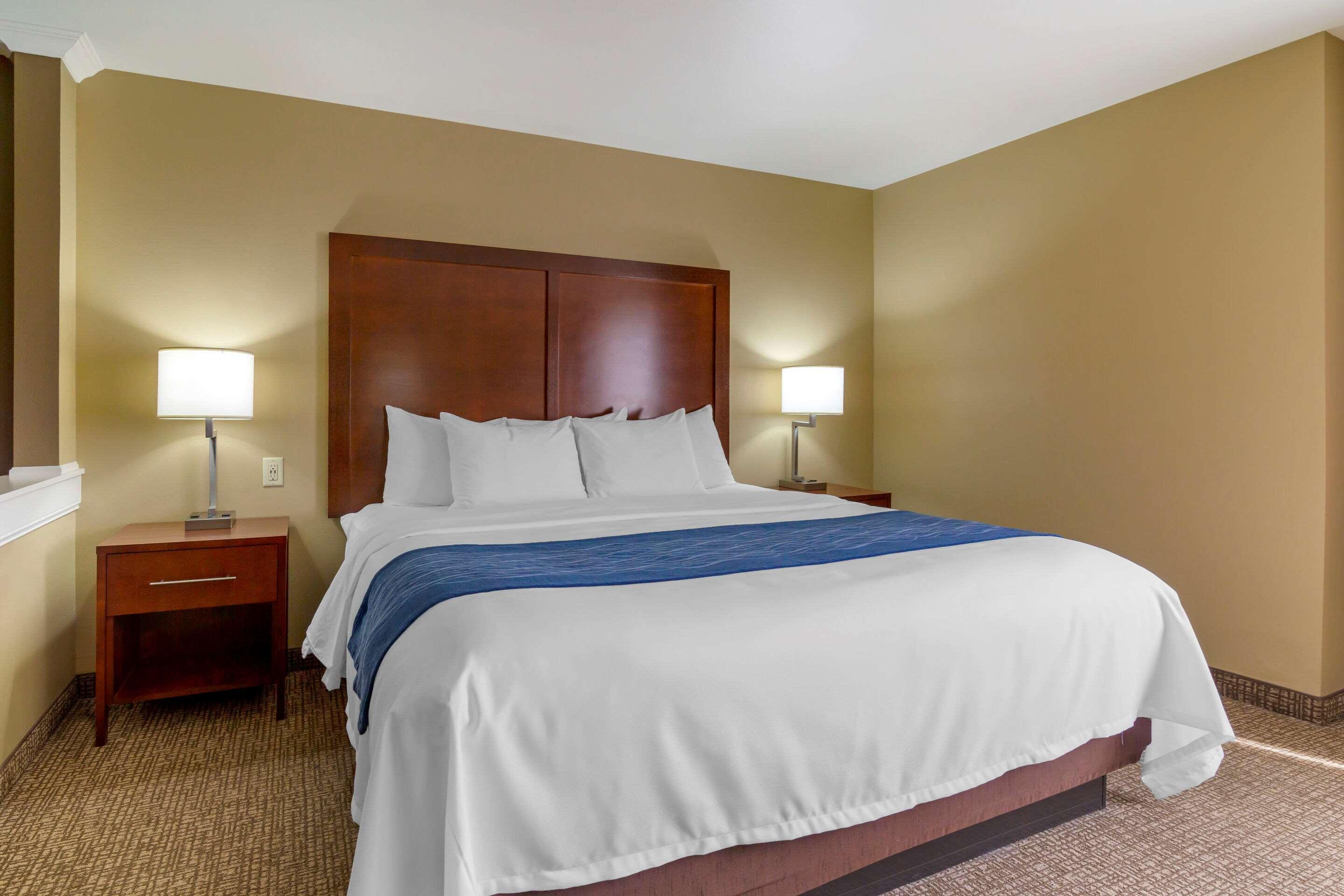 Comfort Inn & Suites Mandan - Bismarck Exteriör bild