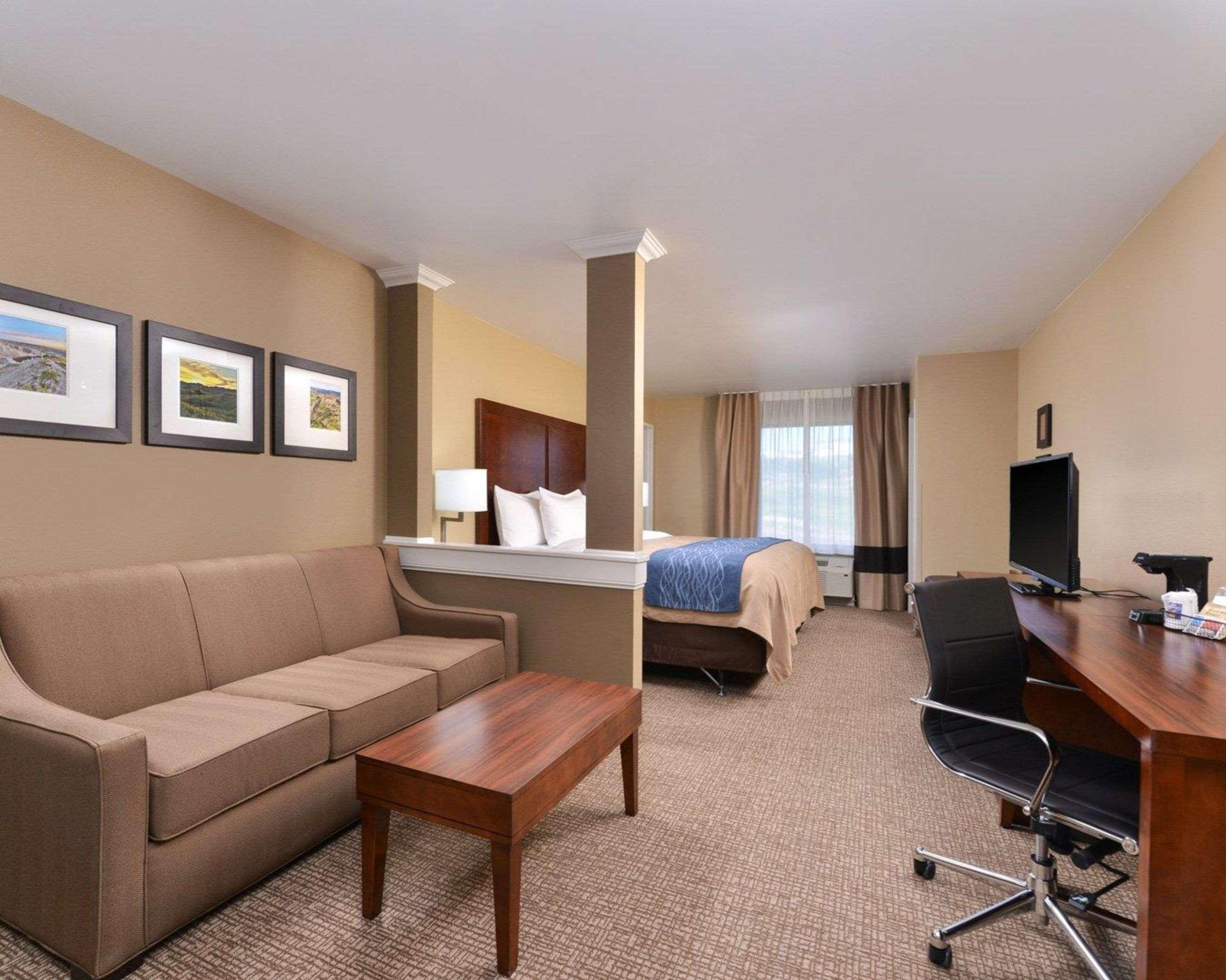 Comfort Inn & Suites Mandan - Bismarck Exteriör bild