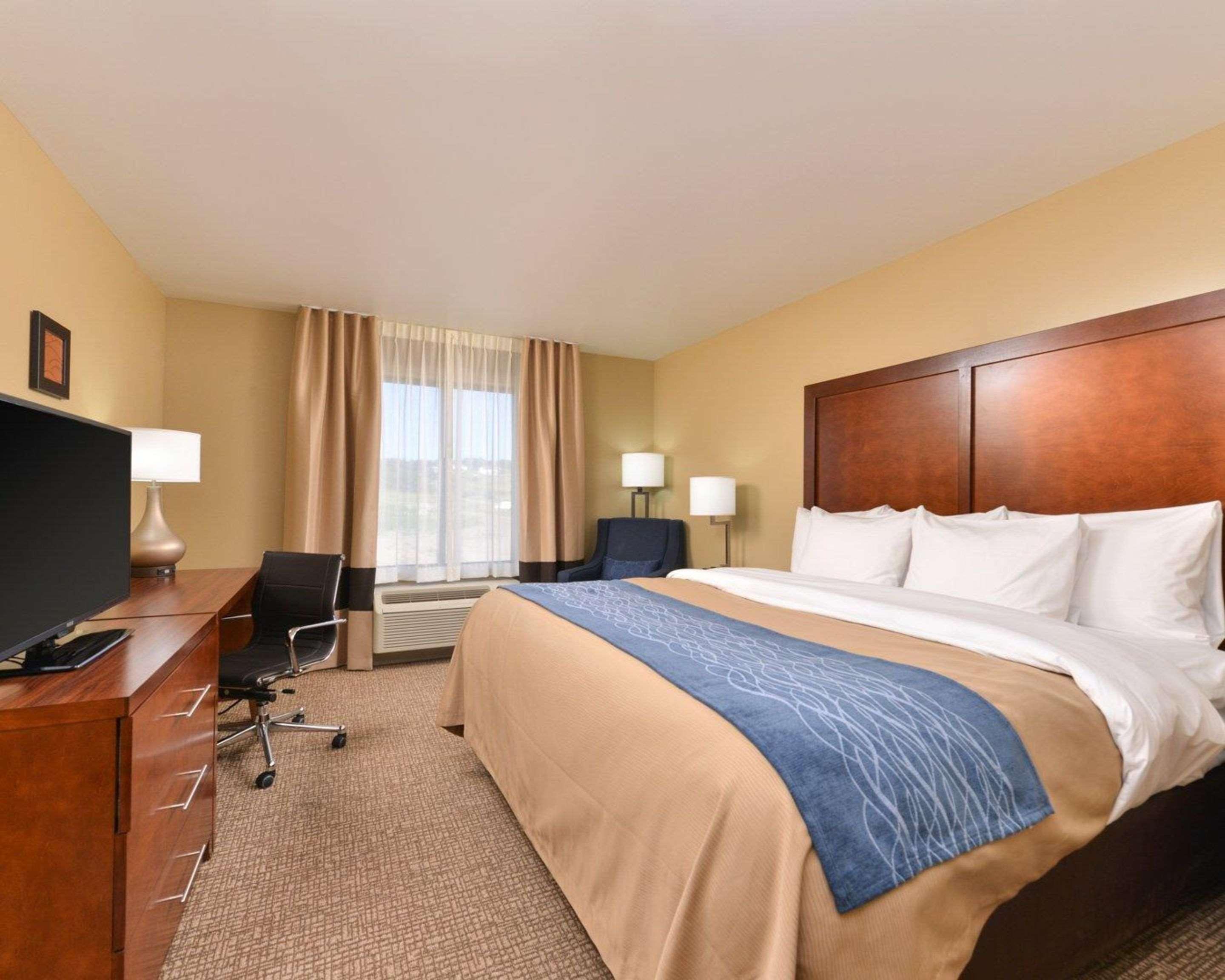 Comfort Inn & Suites Mandan - Bismarck Exteriör bild