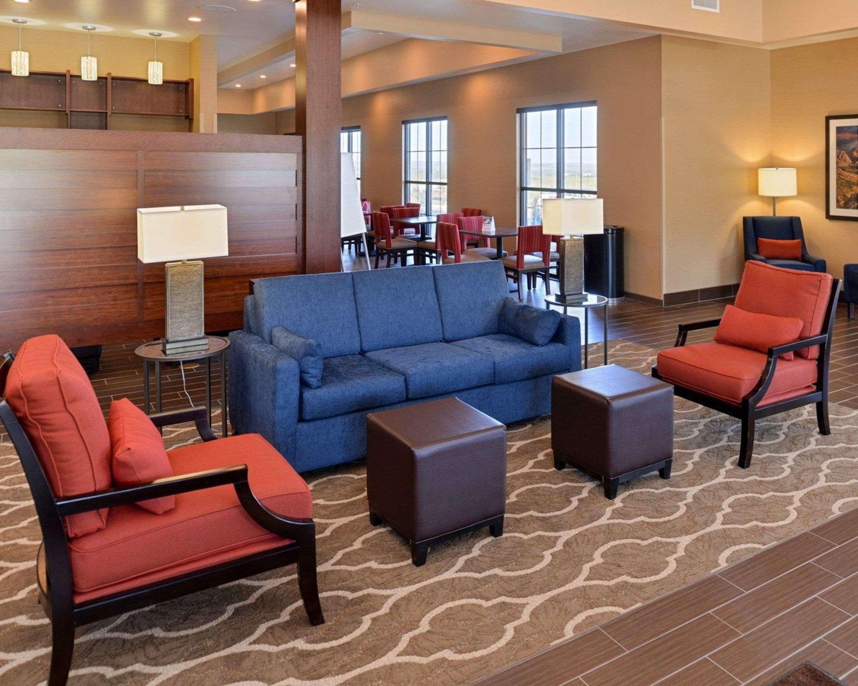 Comfort Inn & Suites Mandan - Bismarck Exteriör bild