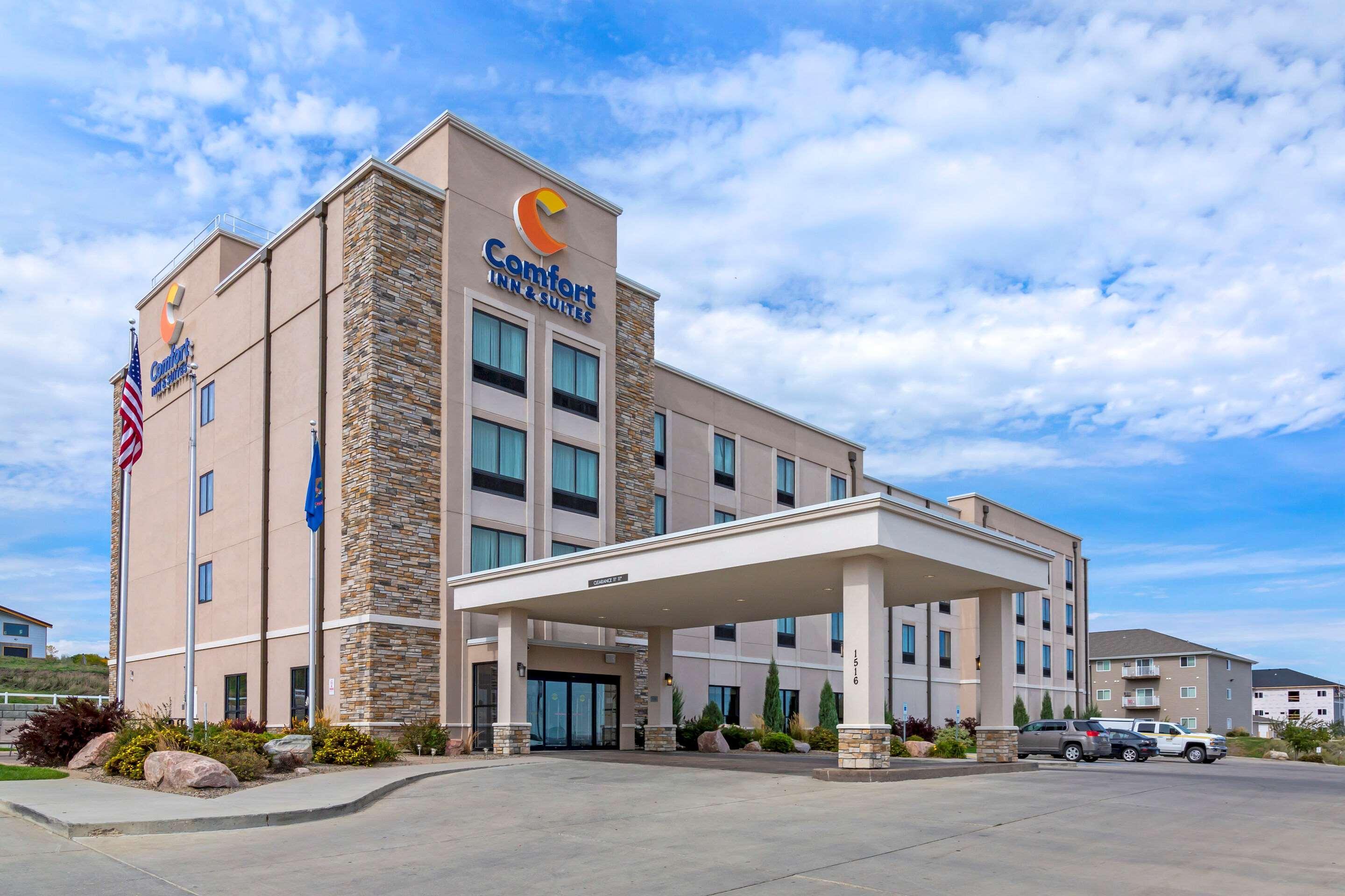 Comfort Inn & Suites Mandan - Bismarck Exteriör bild